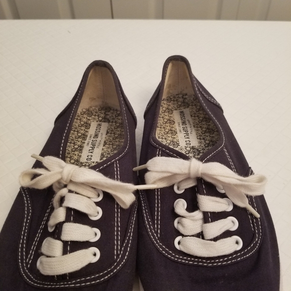 MOSSIMO SUPPLY CO Black Canvas Walking Tennis Shoes Womens Size 8.5 - Picture 5 of 8